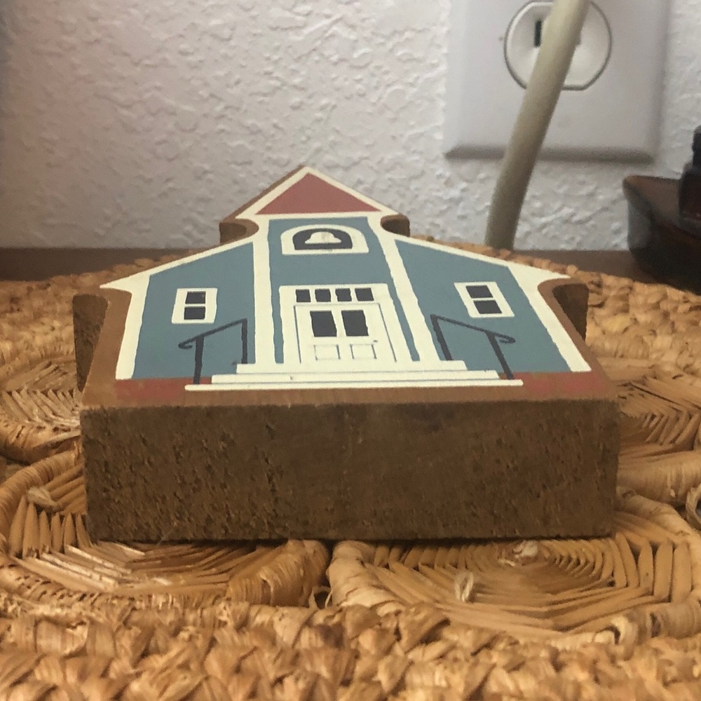 Primitive Wooden Church Wall Sitter/Plaque Vintage - Picture 10 of 11